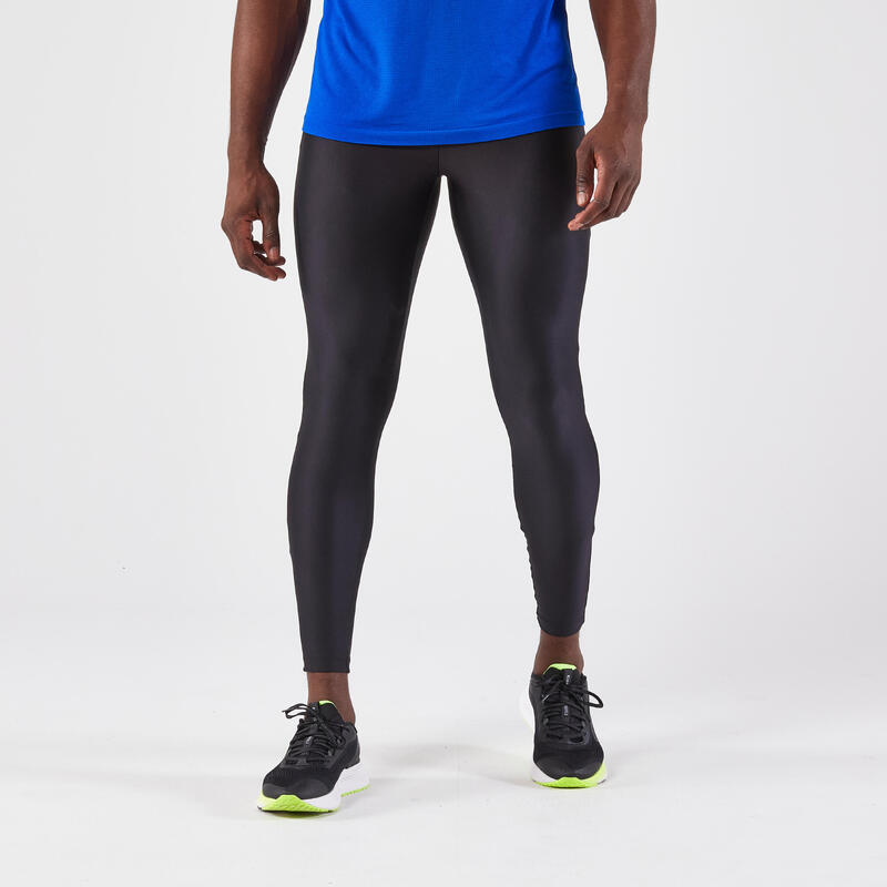 لگ رانینگ R100 مردانه برای دویدن بسیار راحت است و شبیه پوست دوم شما خواهد بود. 